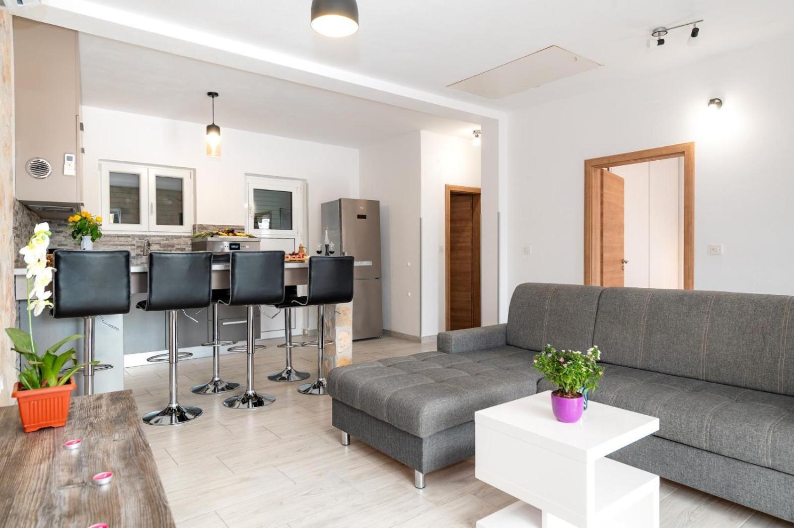 Villa Oaza Primosten With Heated Pool エクステリア 写真
