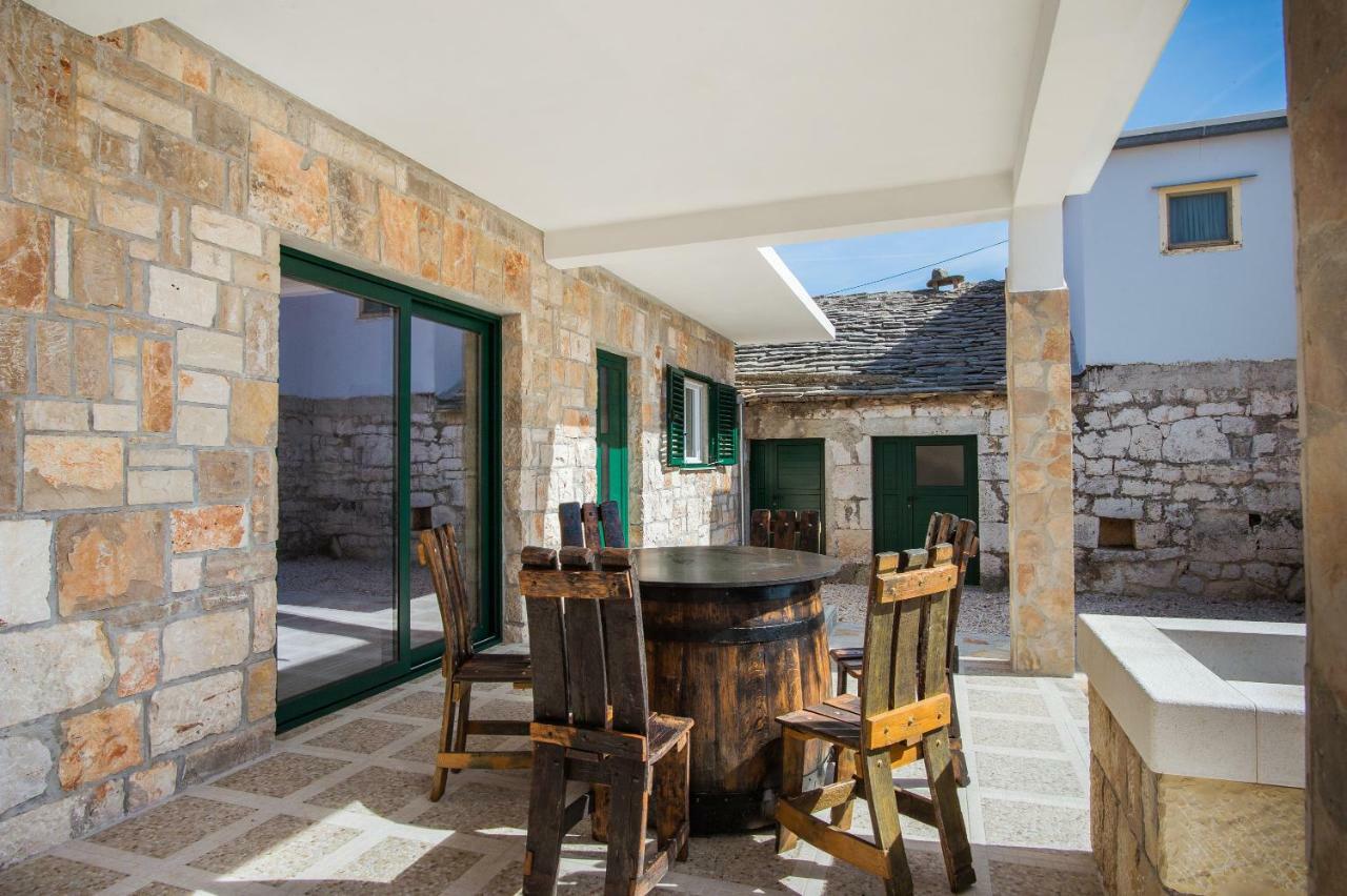 Villa Oaza Primosten With Heated Pool エクステリア 写真