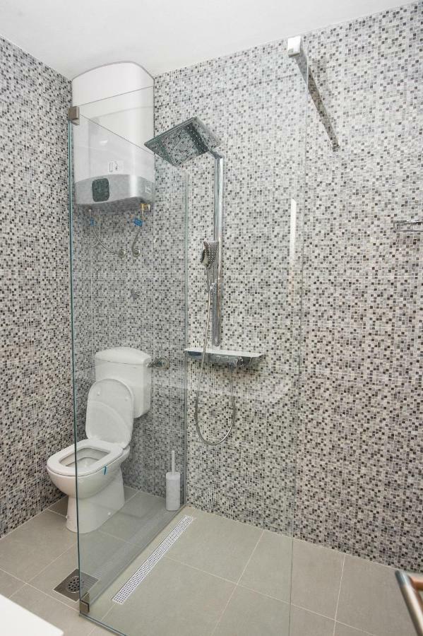 Villa Oaza Primosten With Heated Pool エクステリア 写真