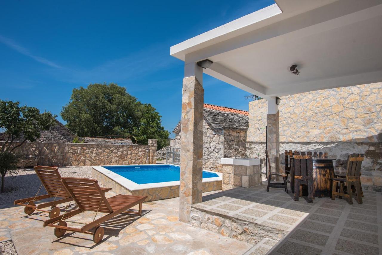 Villa Oaza Primosten With Heated Pool エクステリア 写真
