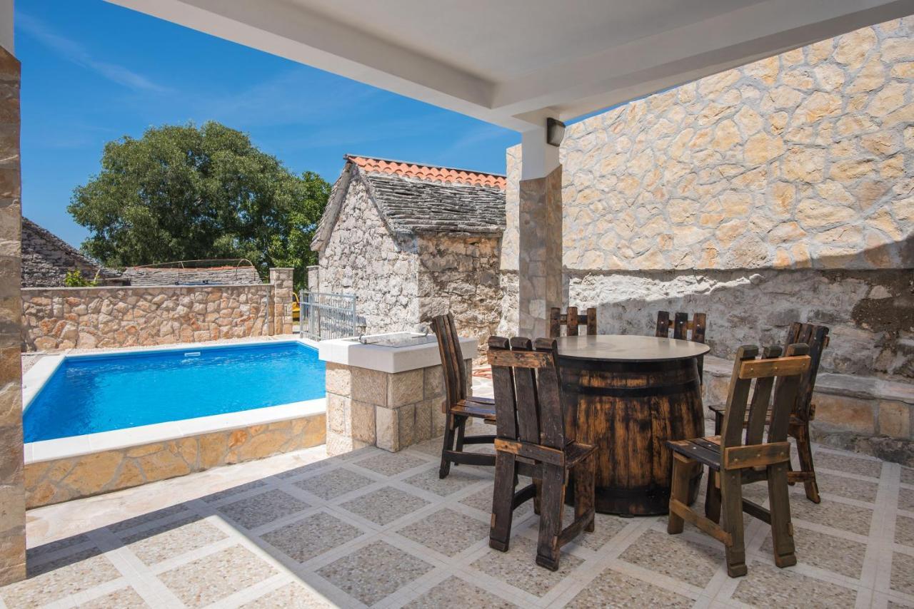 Villa Oaza Primosten With Heated Pool エクステリア 写真